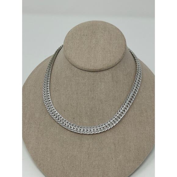 Banana Republic Silver Tone Chain - Picture 4 of 8